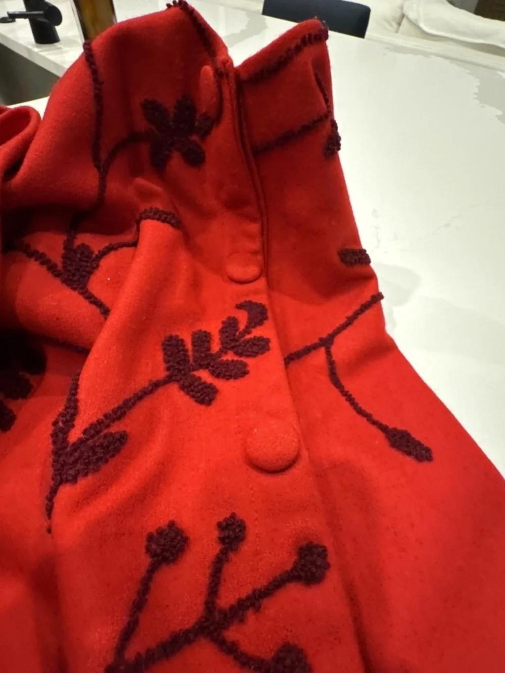 Vintage Classic Crate & Barrel ARCADIA Cranberry Christmas Tree Skirt 54